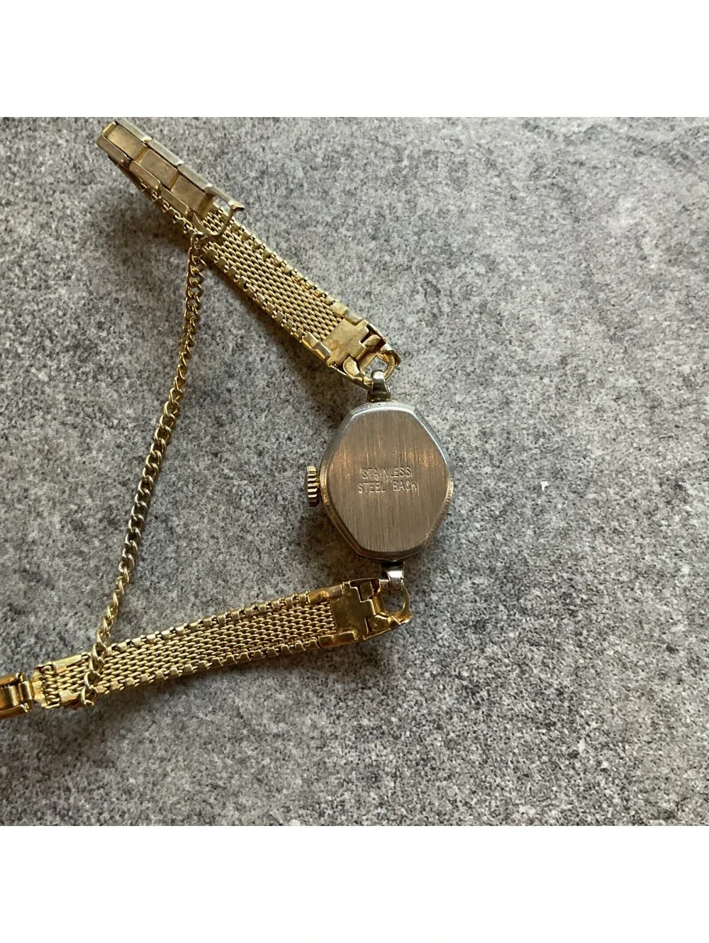 Beautiful Vintage Lucerne Womens Mechanical Watch 17mm Gold Tone Case & Band A2